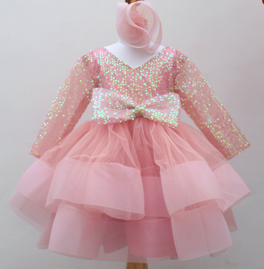 The 'Glittery Glow' Dress